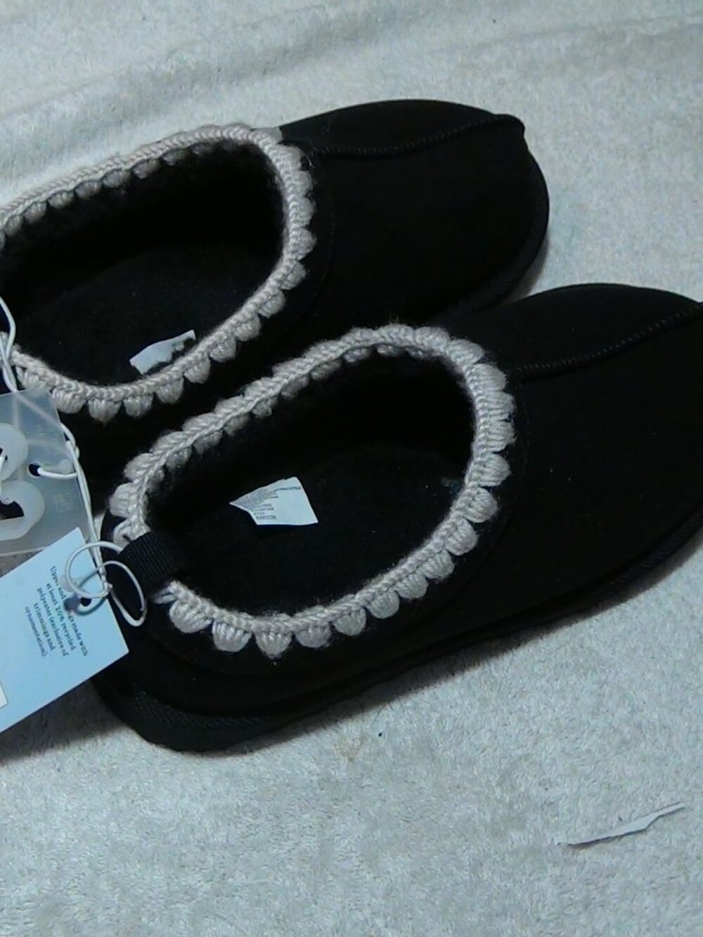 Cat & Jack Kids Nola Black Slipper Shoes Indoor/Outdoor Faux Fur Lining Size 4
